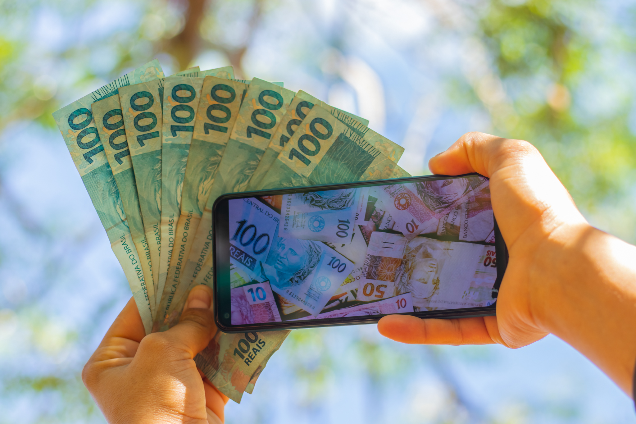 Lista reúne 4 sites que pagam CASHBACK aos clientes; veja