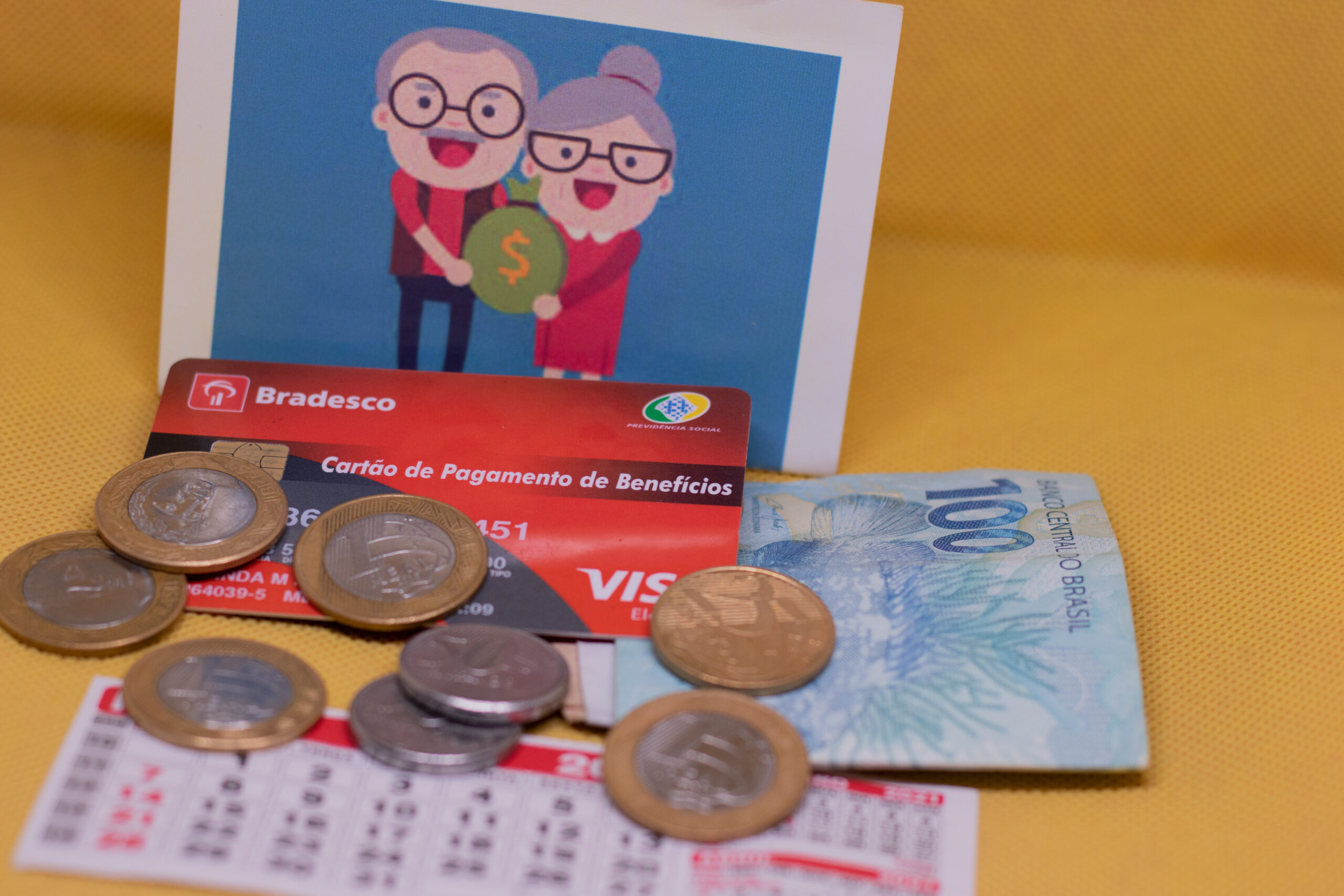 Você vai receber os pagamentos do INSS neste mês? Veja quando eles caem!