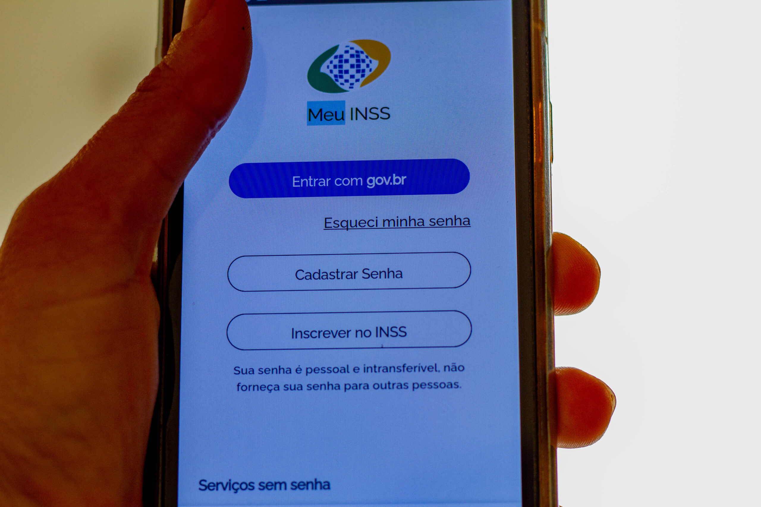 Precisa se cadastrar no Meu INSS? Veja como fazer isso rapidamente!