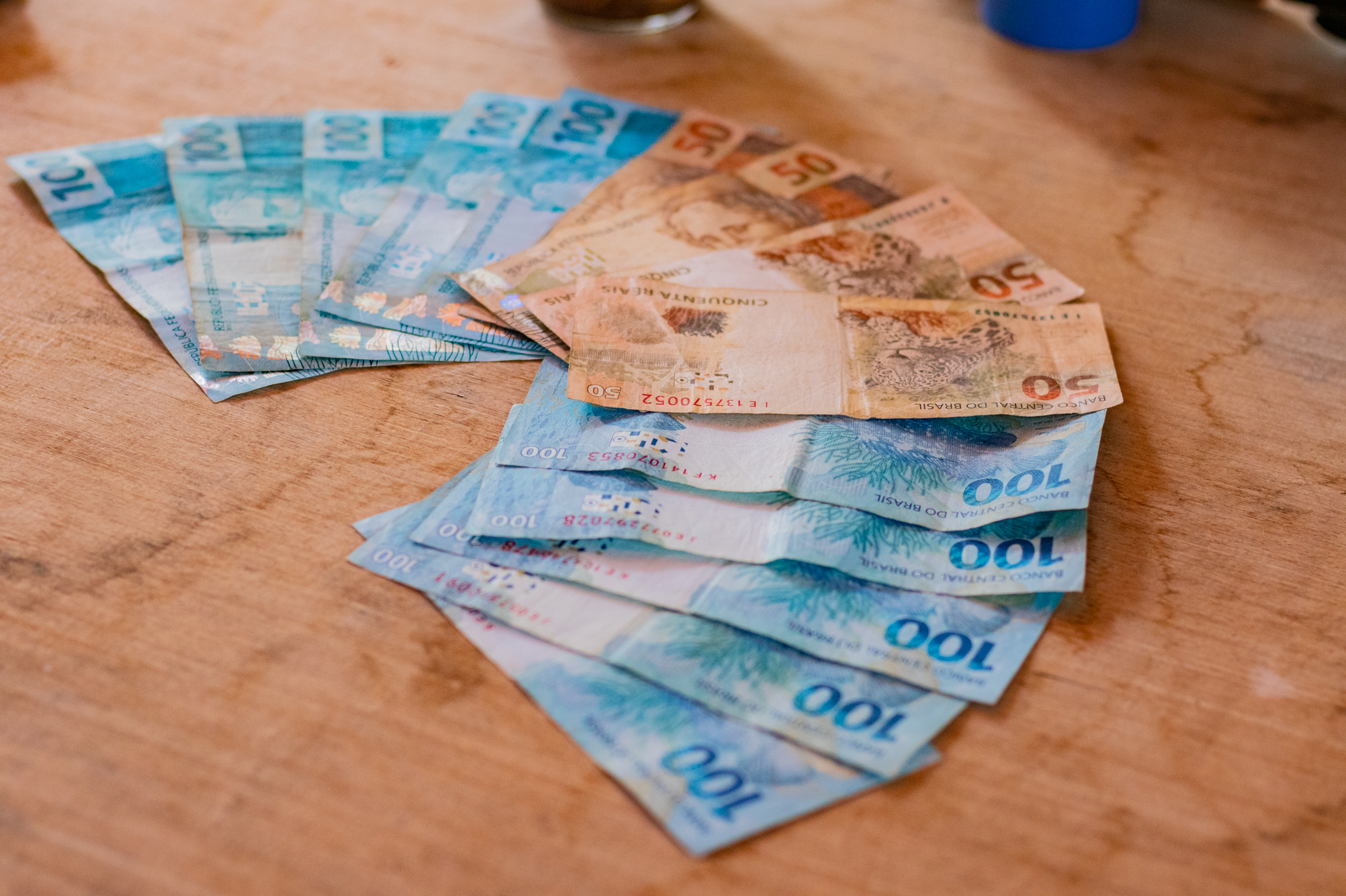 Aplicativos liberam DINHEIRO de volta aos brasileiros que pedem NOTA FISCAL; veja como ganhar até R$ 500