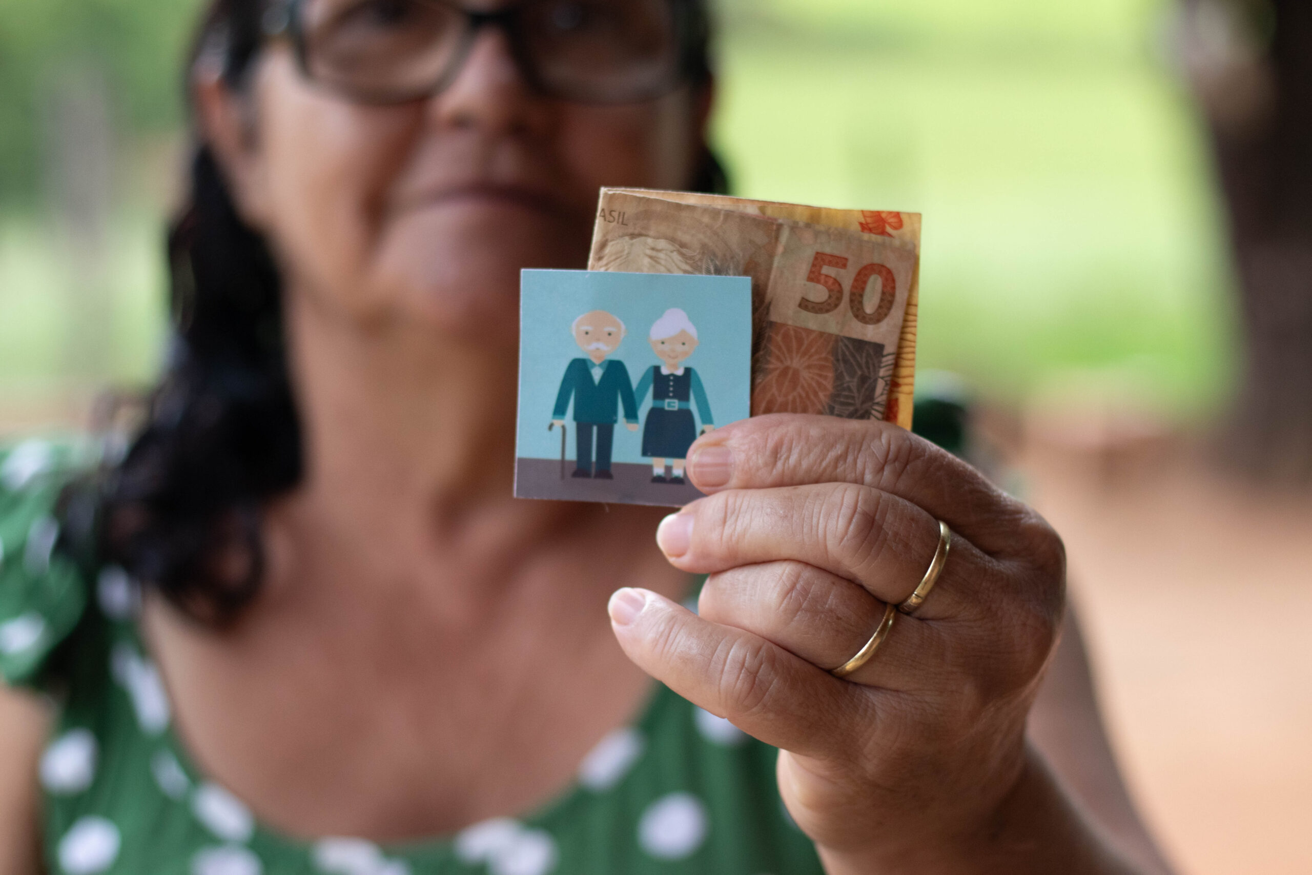 A contratação de empréstimo é um assunto delicado, especialmente para idosos que são de mais idade. Confira.