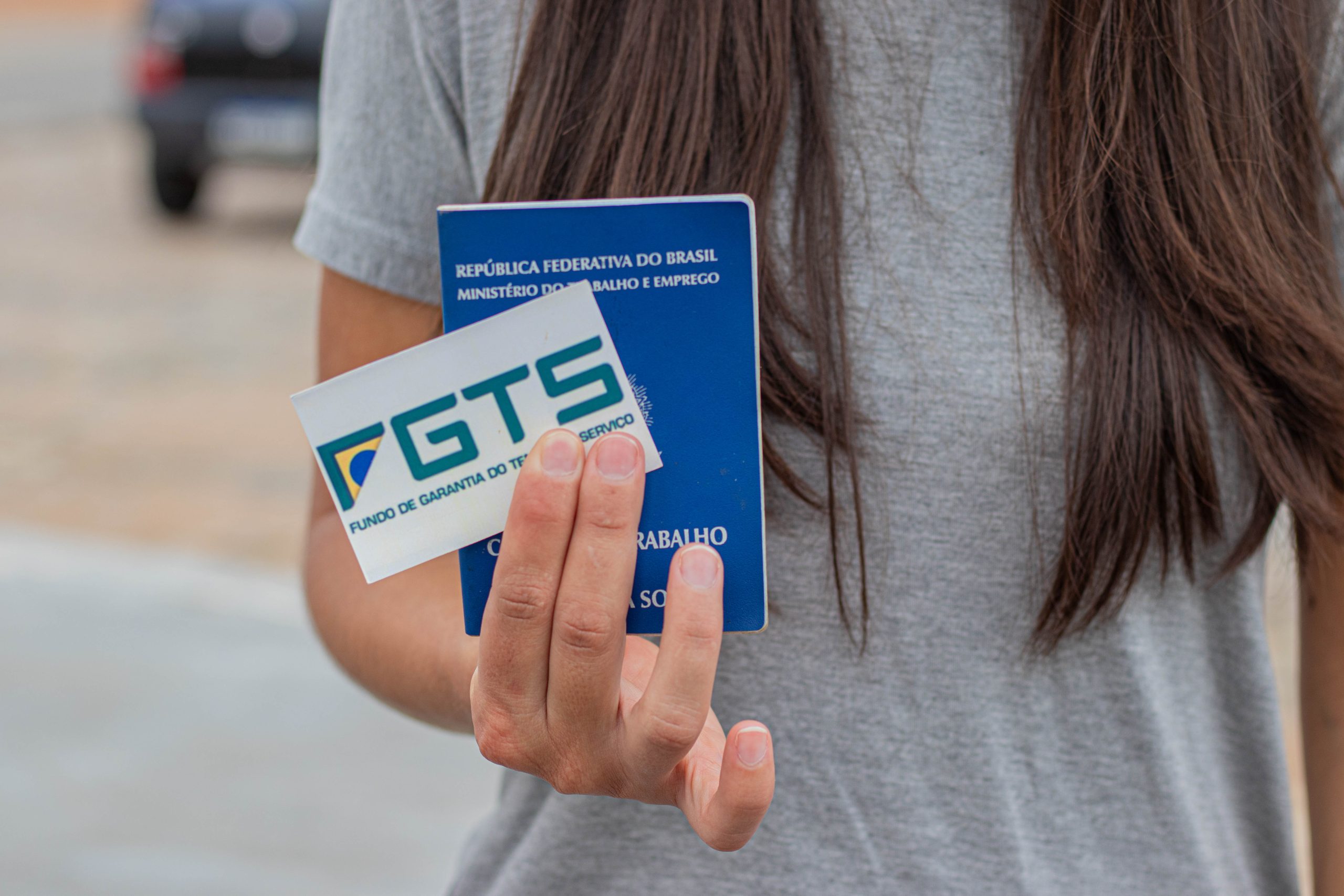 Governo aprova consignado digital para TRABALHADORES CLT; veja como pedir