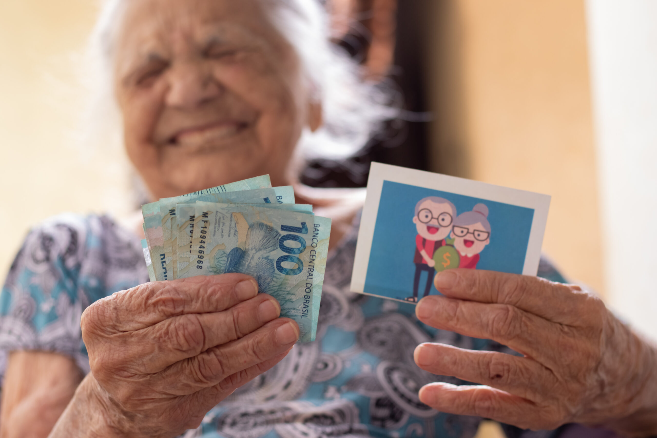 O INSS está tomando atitudes para melhorar o trato com beneficiários. Confira as novidades.