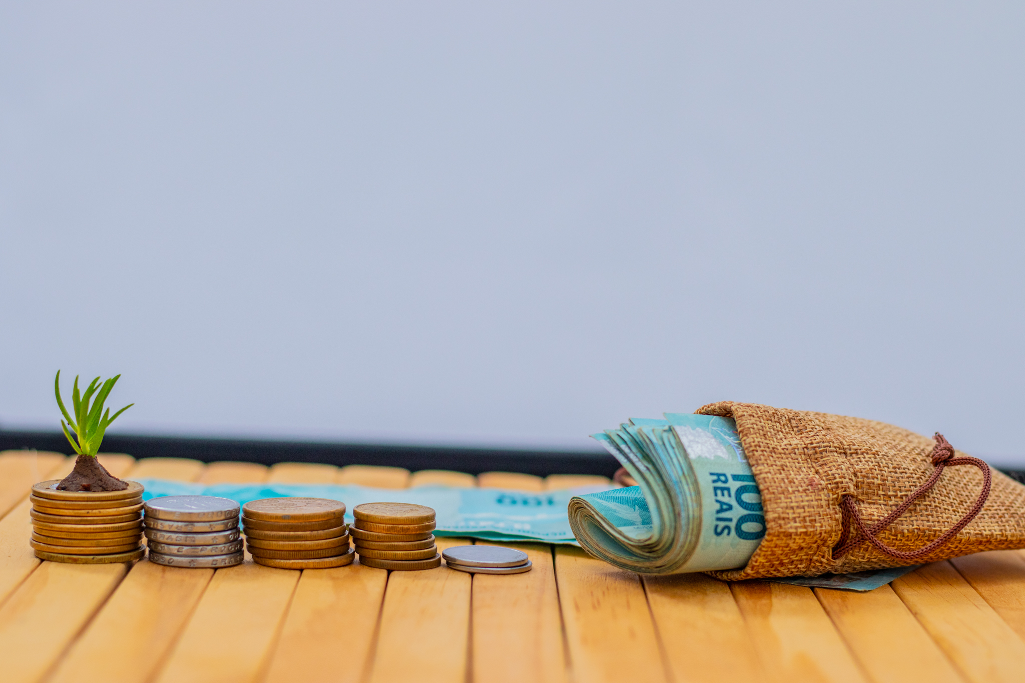 CPF na nota libera até R$ 287 mil para brasileiros; veja quem pode sacar