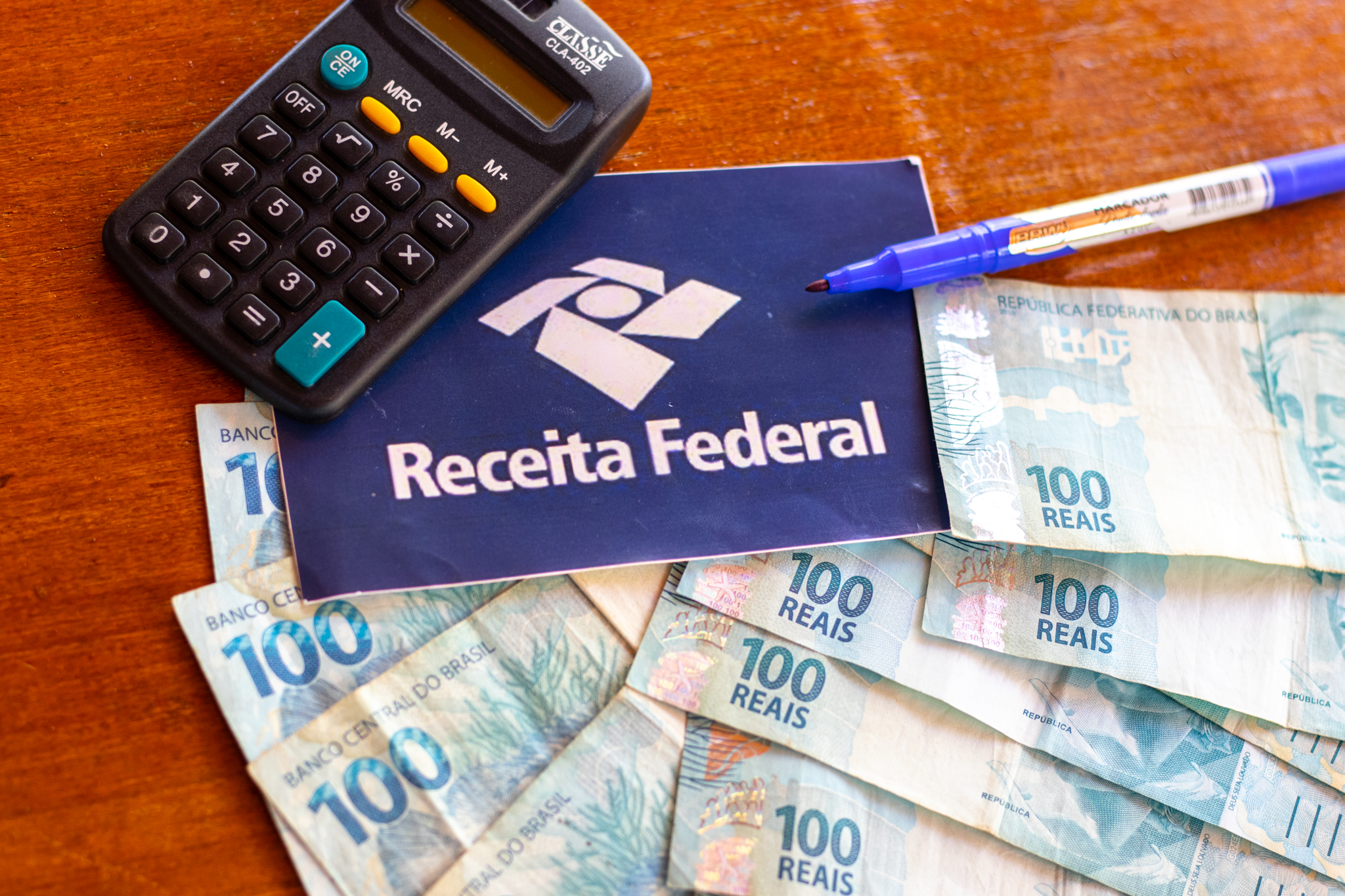 Não RECEBI a restituição do 3º lote, o que fazer? Saiba como verificar e corrigir possíveis erros na sua declaração e garantir o recebimento da sua restituição do Imposto de Renda. Crédito: @jeanedeoliveirafotografia / beneficiodoidoso.com.br