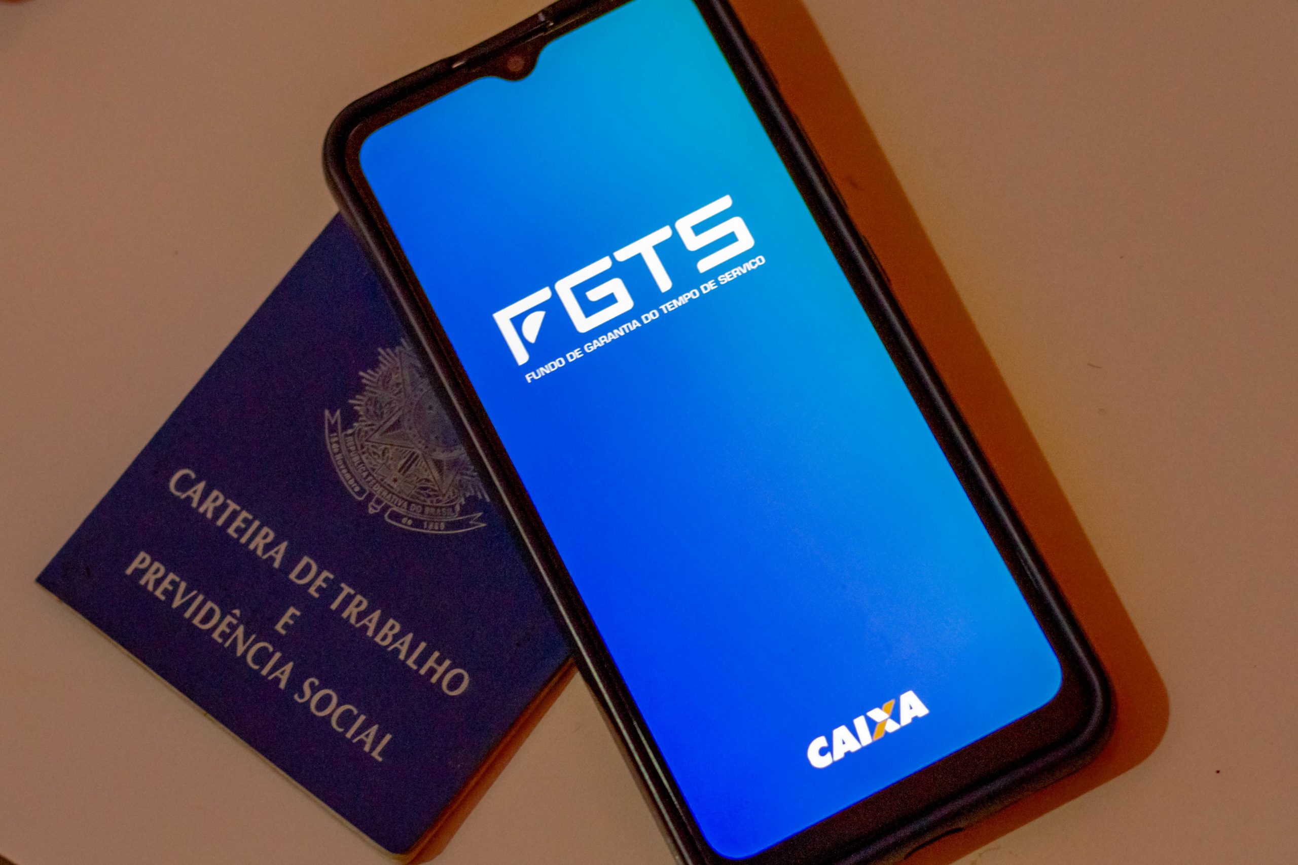 Saque-aniversário do FGTS se torna novo ALVO de Lula; modalidade pode acabar