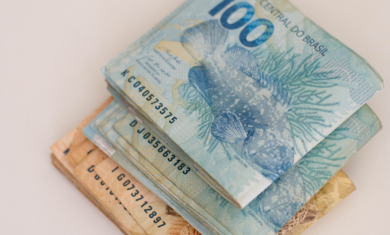 Dinheiro na hora! Descubra o app que libera empréstimo mesmo com nome sujo