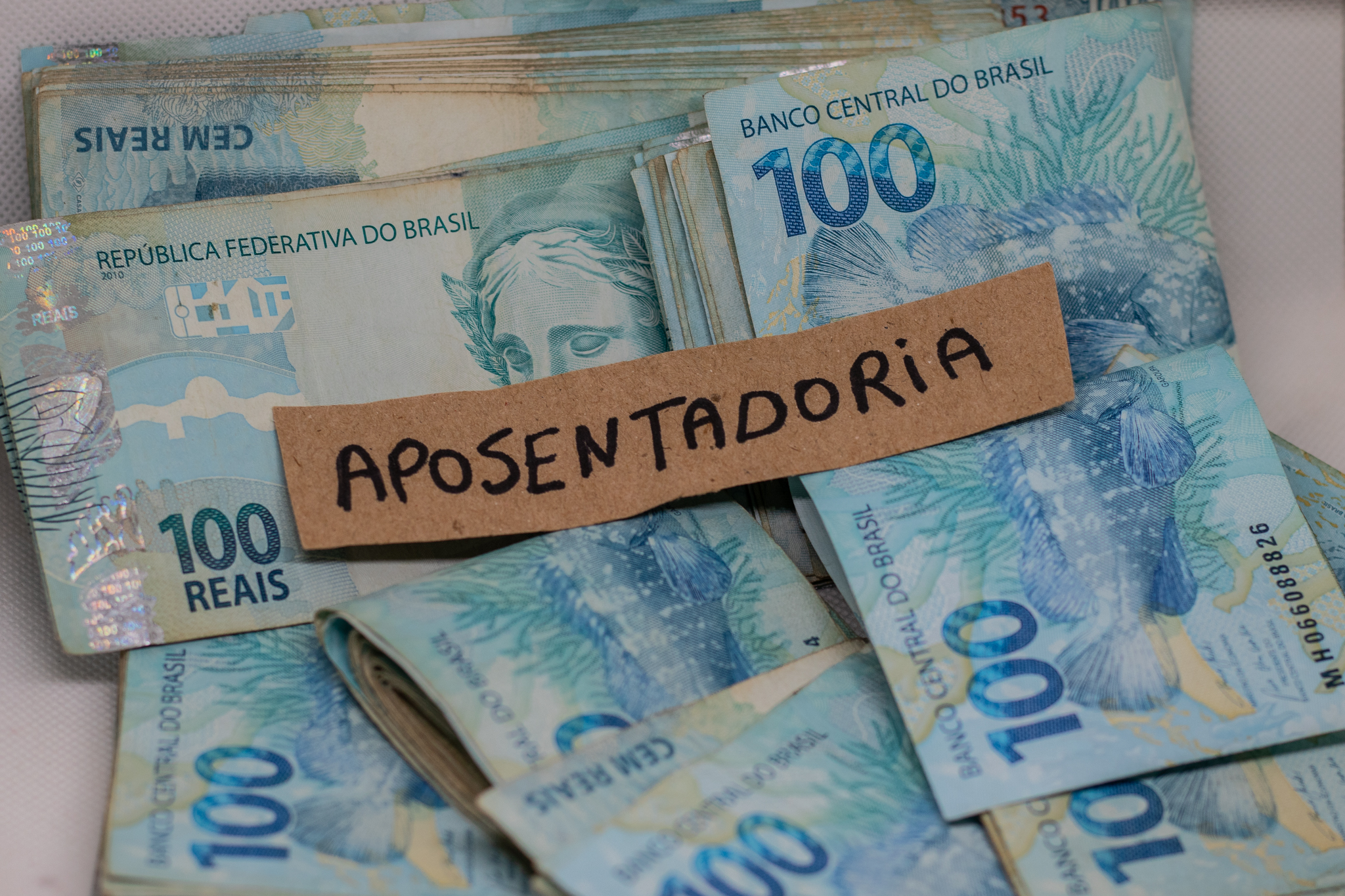 Idade mínima aposentadoria do INSS.