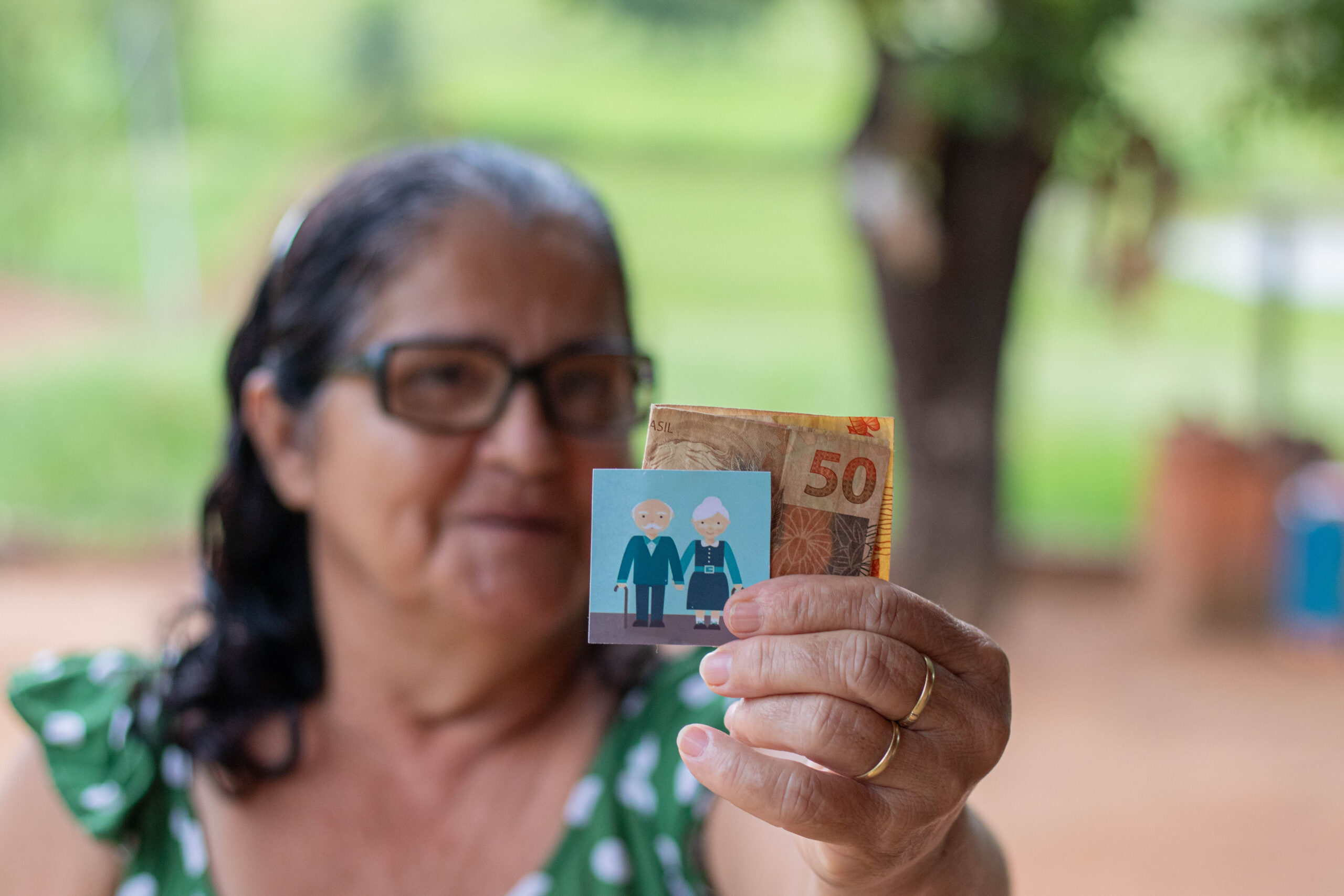 Você sabia que idosos podem receber pensão alimentícia? Saiba em quais situações isso acontece.