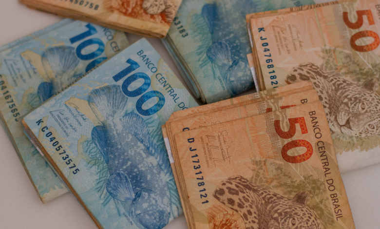 Libere dinheiro rápido descubra como conseguir empréstimo usando seu celular como garantia