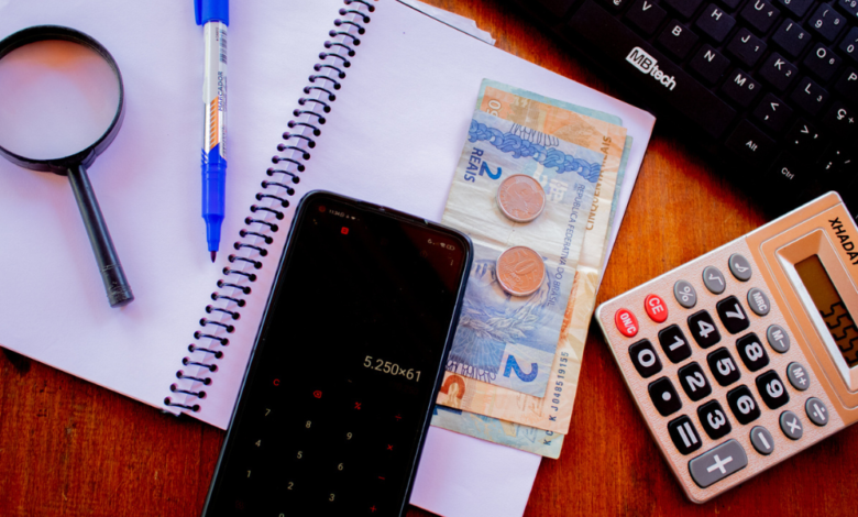 Por que temos que pagar juros tão altos nos empréstimos Entenda