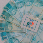 Aposentados do INSS.