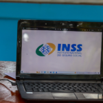 INSS compensa o tempo de espera pela perícia Descubra se você tem direito ao pagamento