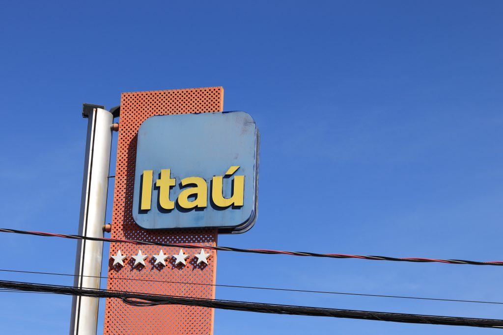 itau