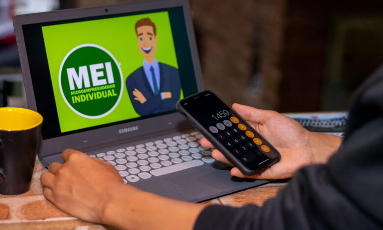 Já conheceu os benefícios do Cartão MEI? É importante saber como funciona para conseguir aproveitar o que ele pode oferecer de bom.