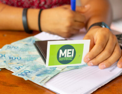Você já parou para pensar quando o MEI precisa virar ME? Entenda todo o processo.