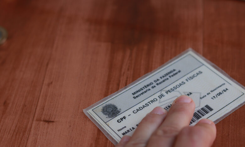 Brasileiros têm reclamado sobre dificuldade ao ter nome recusado em registro. Descubra o que está por trás desse tipo de recusa e o que deve ser feito para sanar o problema.