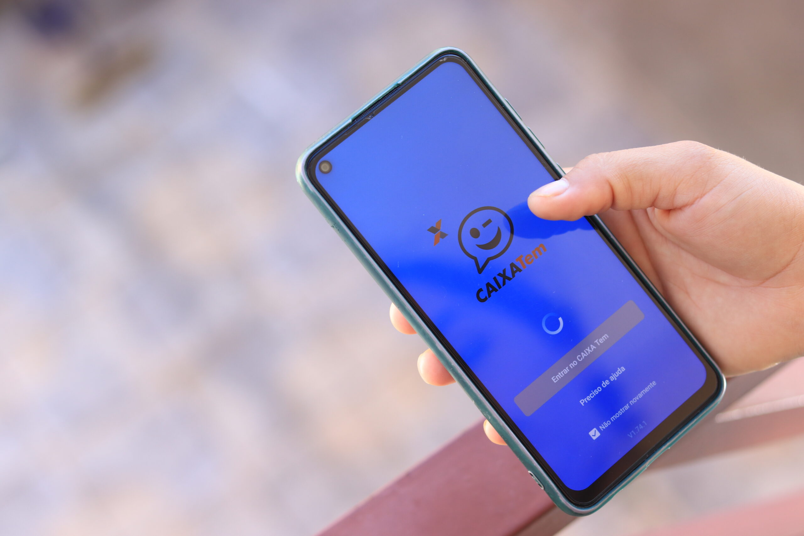 Novo saque do Caixa Tem aprovado? Se você tem, veja se poderá sacar em breve e utilizar o dinheiro na conta.