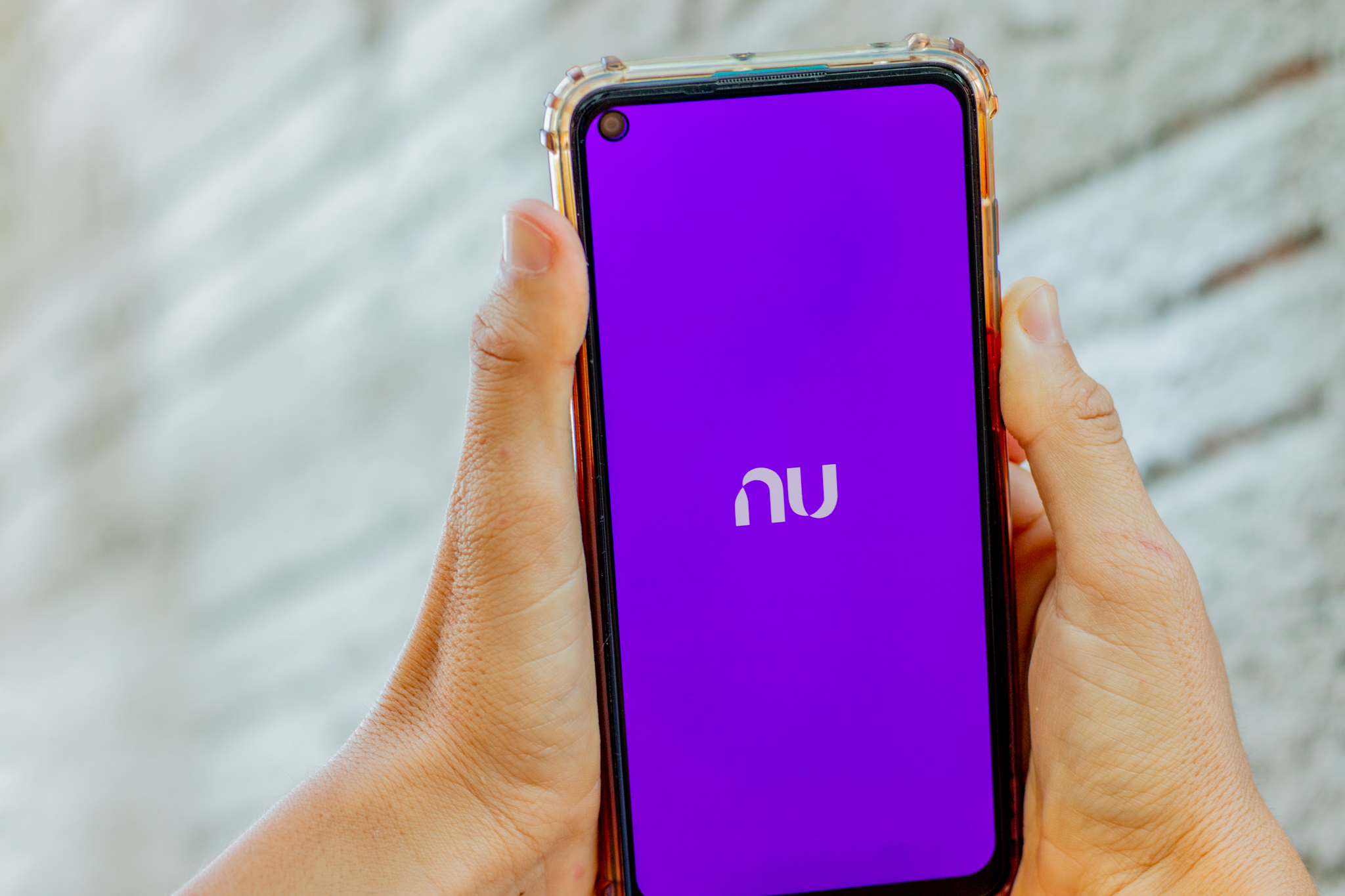 Se você é usuário do Nubank, cuidado com o sumiço de dinheiro das caixinhas.