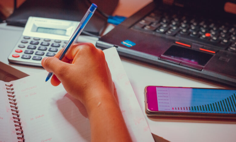 Você sabia que pode começar investindo em microfranquias? Veja como!