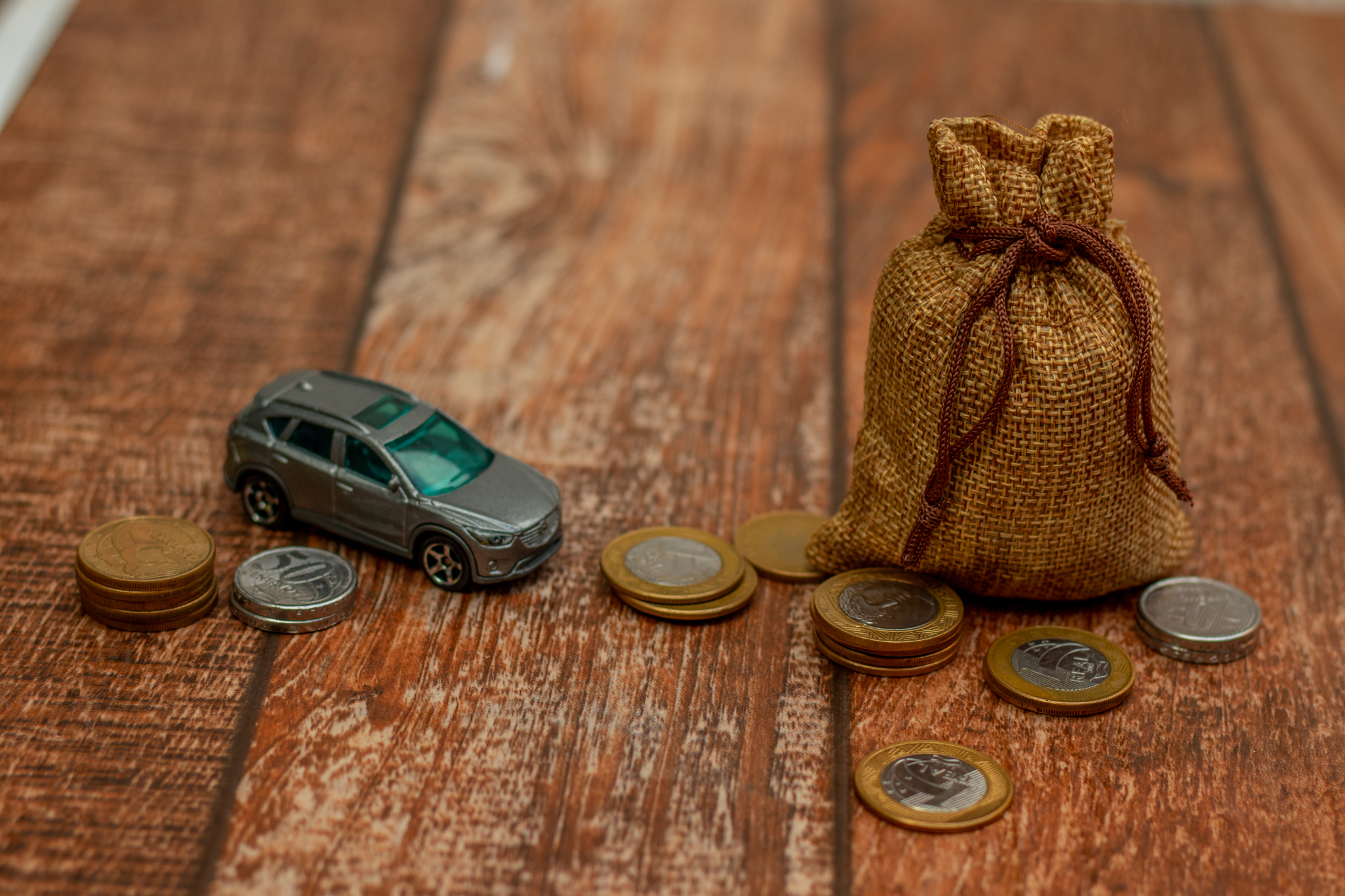 Imagine desembolsar quase R$ 20 mil em uma multa de trânsito; é isso o que o efeito cascata pode fazer; entenda.