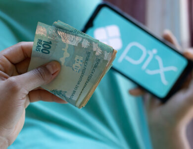 O Pix automático já começou e tem gerado uma polêmica que pode te colocar em apuros; entenda melhor como o novo golpe funciona nas finanças.