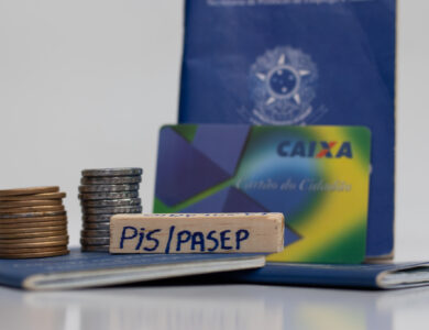 Quem vai receber o abono salarial pode ter a chance de sair com o pagamento máximo. Veja como.
