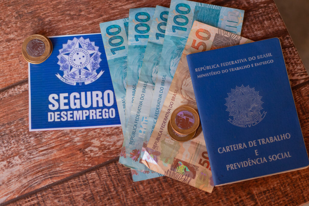 Se você precisas solicitar o seguro-desemprego, confira as regras do pagamento.