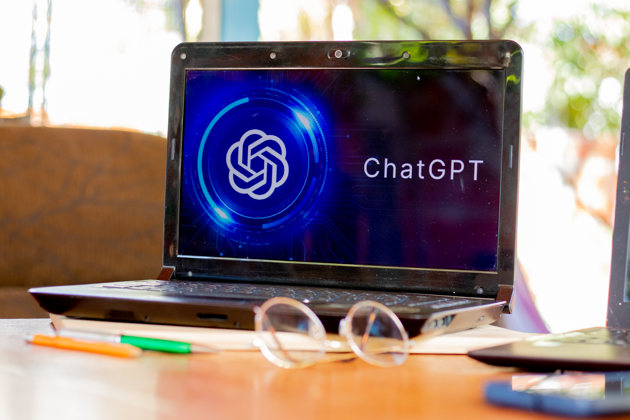 Se você quer fazer renda extra com a IA, veja algumas opções.