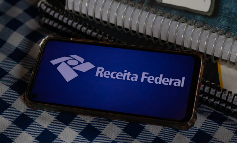 Se você vai receber a restituição do IRPF, veja quando ela cai.
