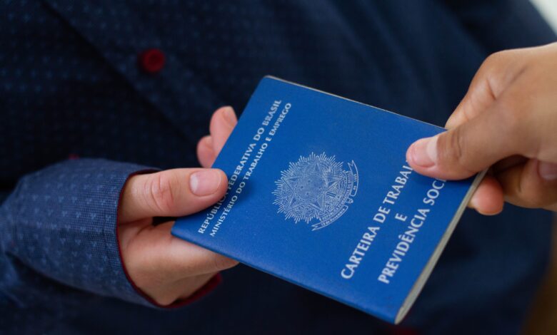 Se você é CLT, saiba que poderá refinanciar seu consignado com mais facilidade.