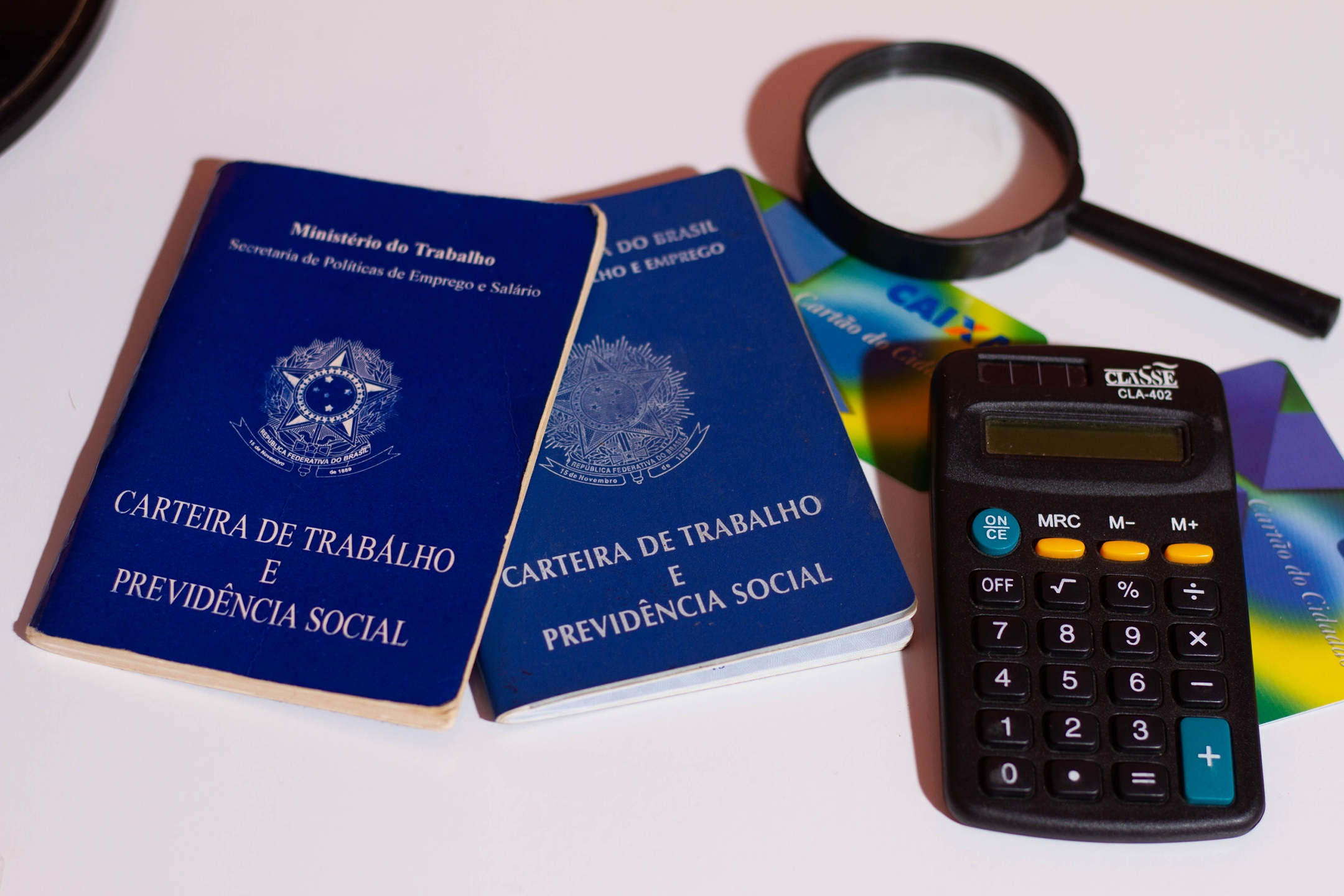 Se você está procurando emprego, veja alguns sites que podem ajudar.