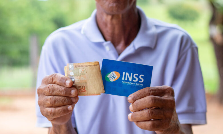 Se você é segurado do INSS, veja como funciona o processo de contratação de consignado.