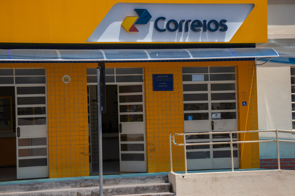 Se você está com dívidas, veja como renegociá-las pagando praticamente nada.
