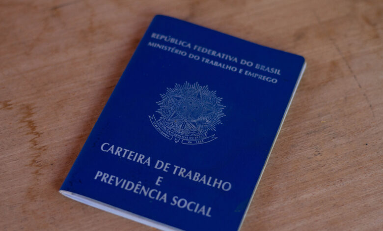 O fim da escala 6x1 pode trazer mais dignidade para os brasileiros, que lutam pela implementação de outros regimes, como a escala 5x2.
