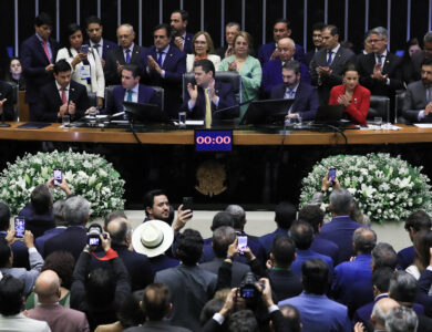 O Congresso precisa correr contra o tempo para votar pela isenção do IRPF.