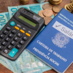 O salário mínimo ideal deveria ser muito maior do que o pago atualmente.