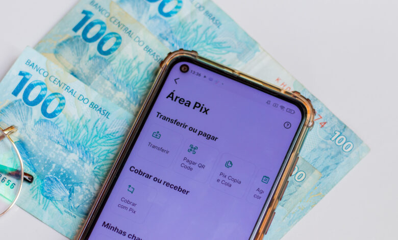 Se você costuma fazer Pix no cartão de crédito, é melhor rever seus pagamentos.