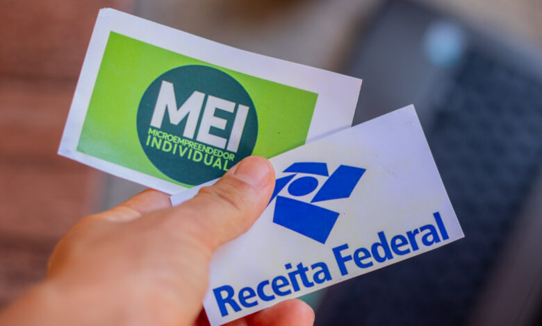 Se você é MEI, é importante pagar todos seus débitos.