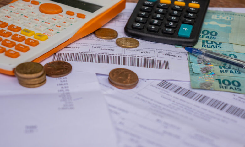 Se você quer lidar bem com as despesas, saiba como se organizar financeiramente