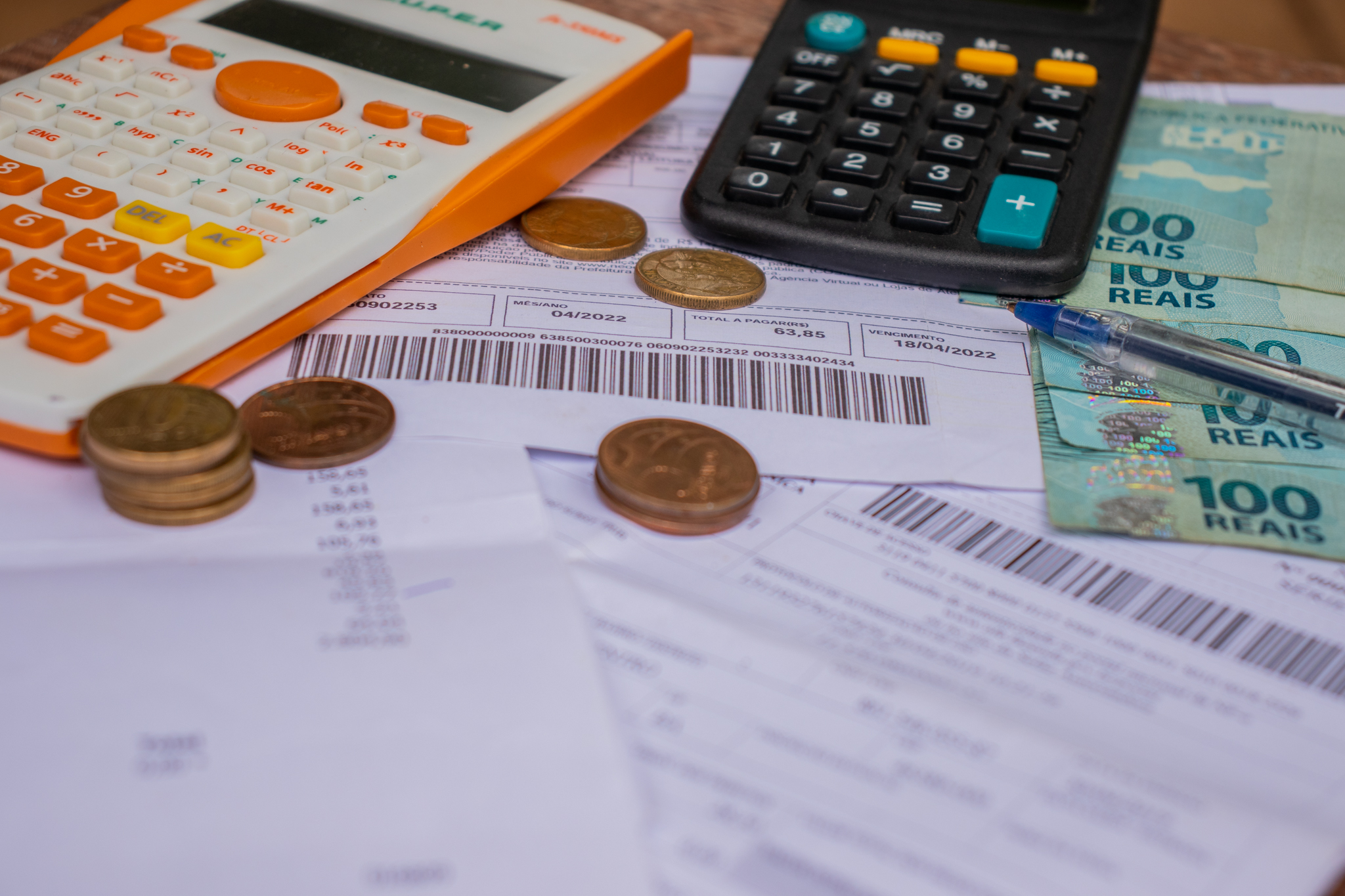 Se você quer lidar bem com as despesas, saiba como se organizar financeiramente