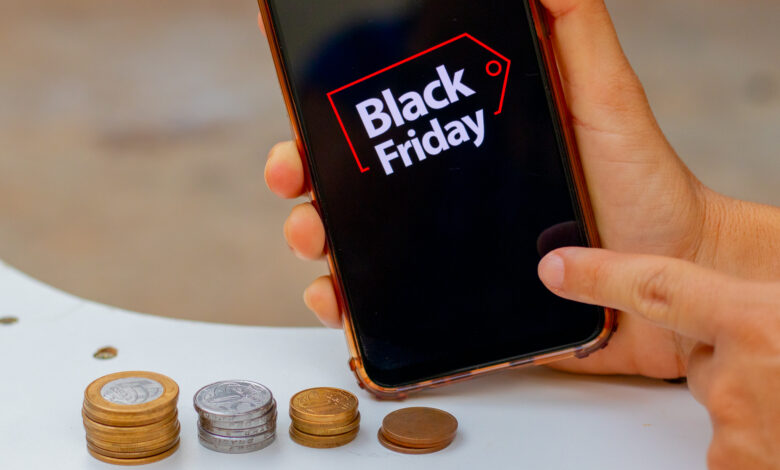 Os brasileiros podem evitar comprar na Black Friday este ano.