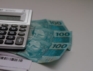 Se você tem conta no banco, tome cuidado com o encerramento.