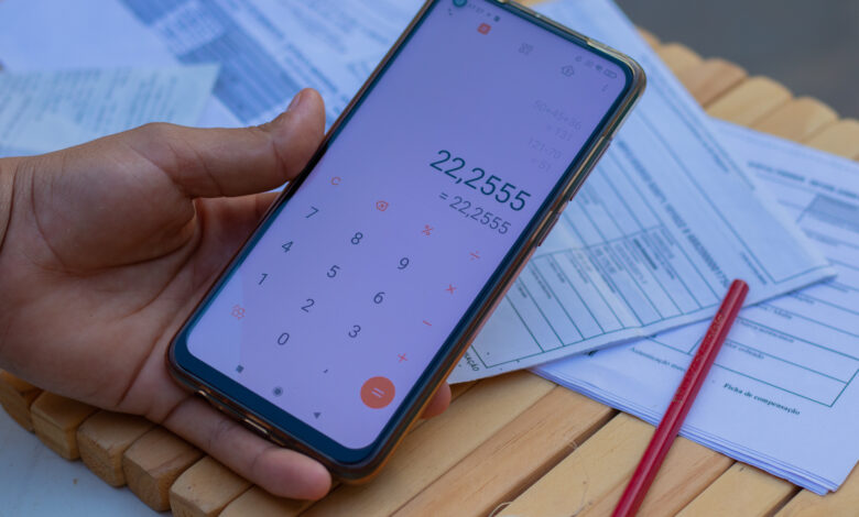 Se você tem dívidas em aberto, veja como renegociá-las.